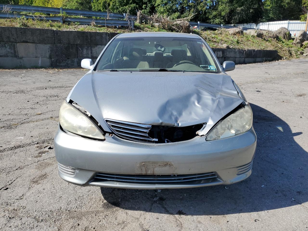 2005 Toyota Camry Le VIN: 4T1BE32K65U523920 Lot: 71076204