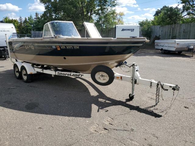 2000 Lund Boat იყიდება Ham Lake-ში, MN - Undercarriage