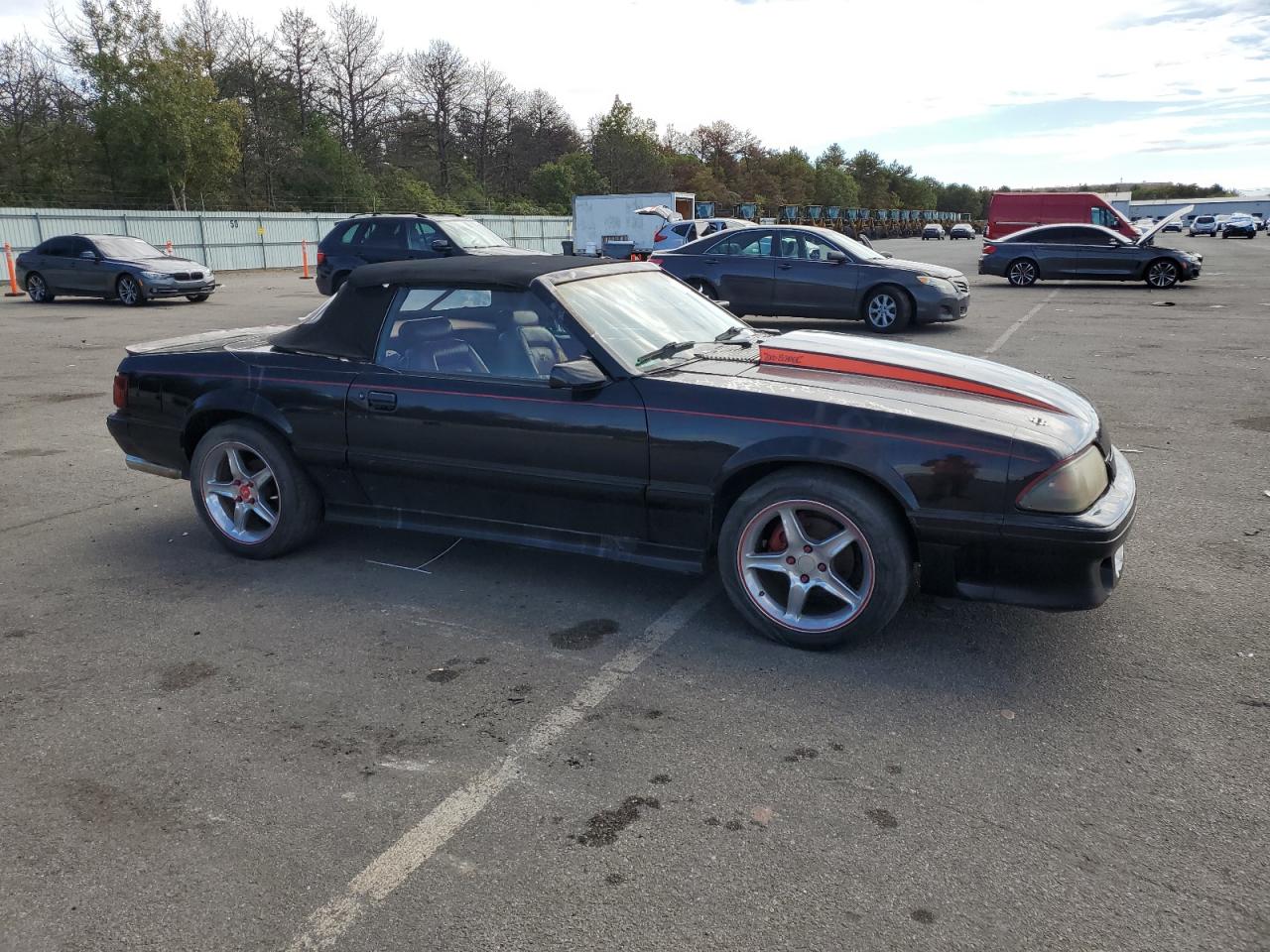 1987 Ford Mustang - Image 4