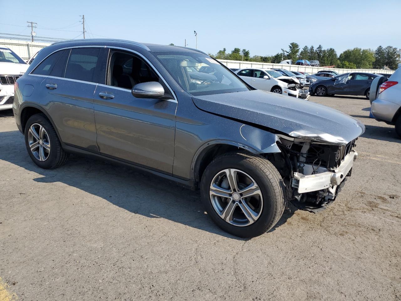 VIN WDC0G4KB5GF032235 2016 MERCEDES-BENZ GLC-CLASS no.4