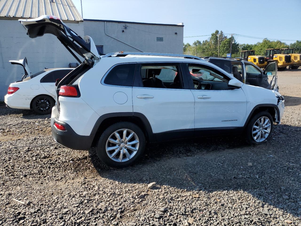 2017 Jeep Cherokee Limited VIN: 1C4PJMDS2HW639357 Lot: 69524864