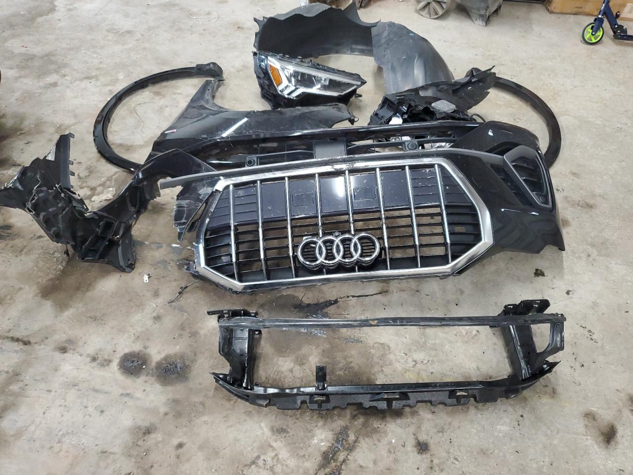 WA1FECF30L1121540 2020 Audi Q3 Prestige S-Line