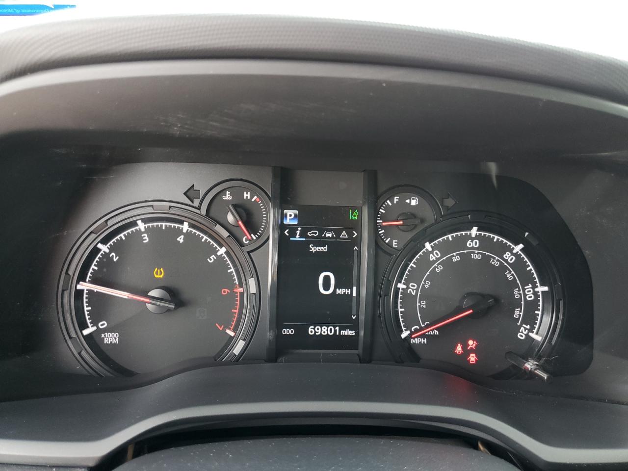 2021 Toyota 4Runner Sr5 VIN: JTEEU5JR5M5236488 Lot: 70639704