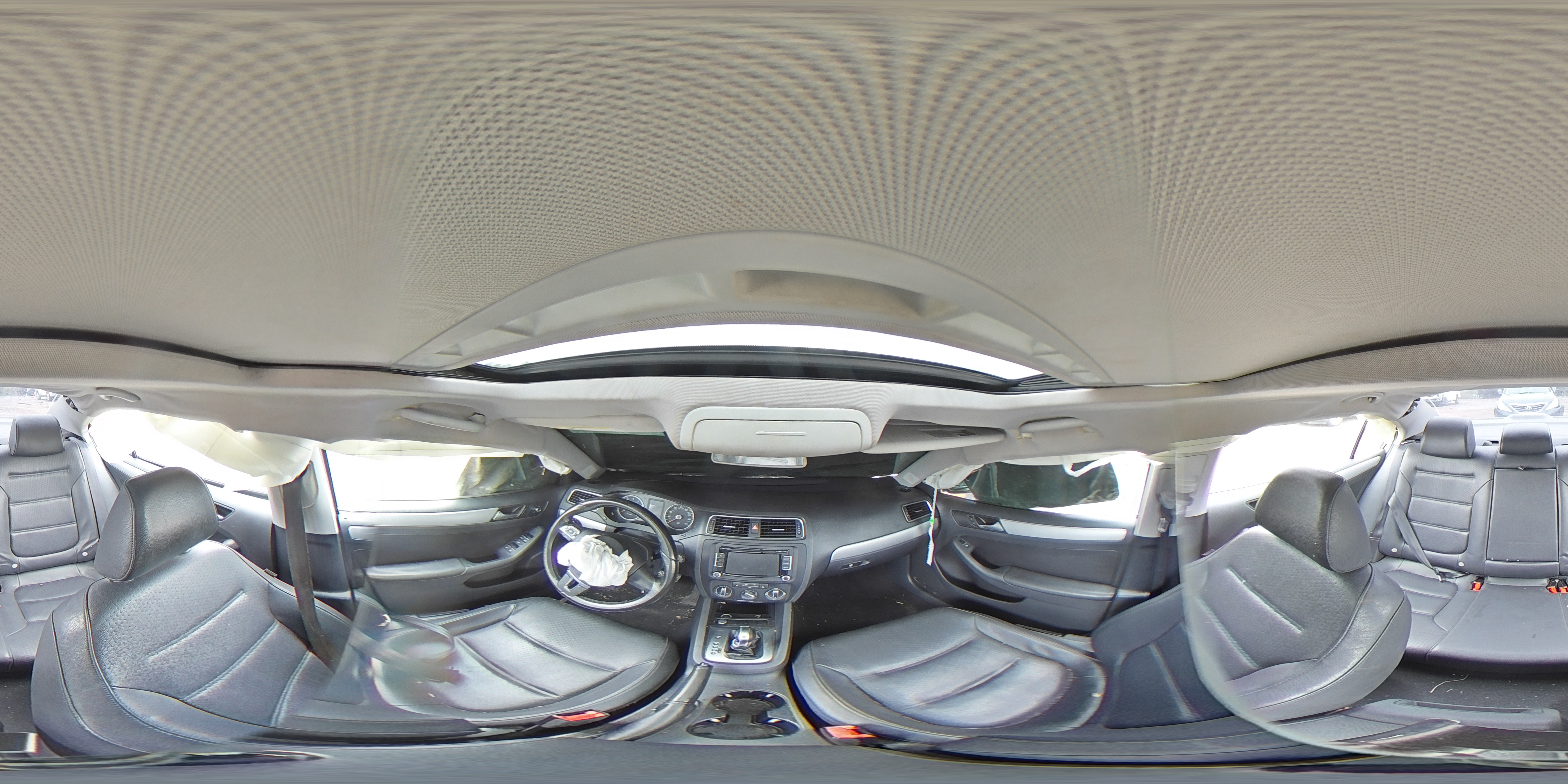 2014 Volkswagen Jetta - Image 13