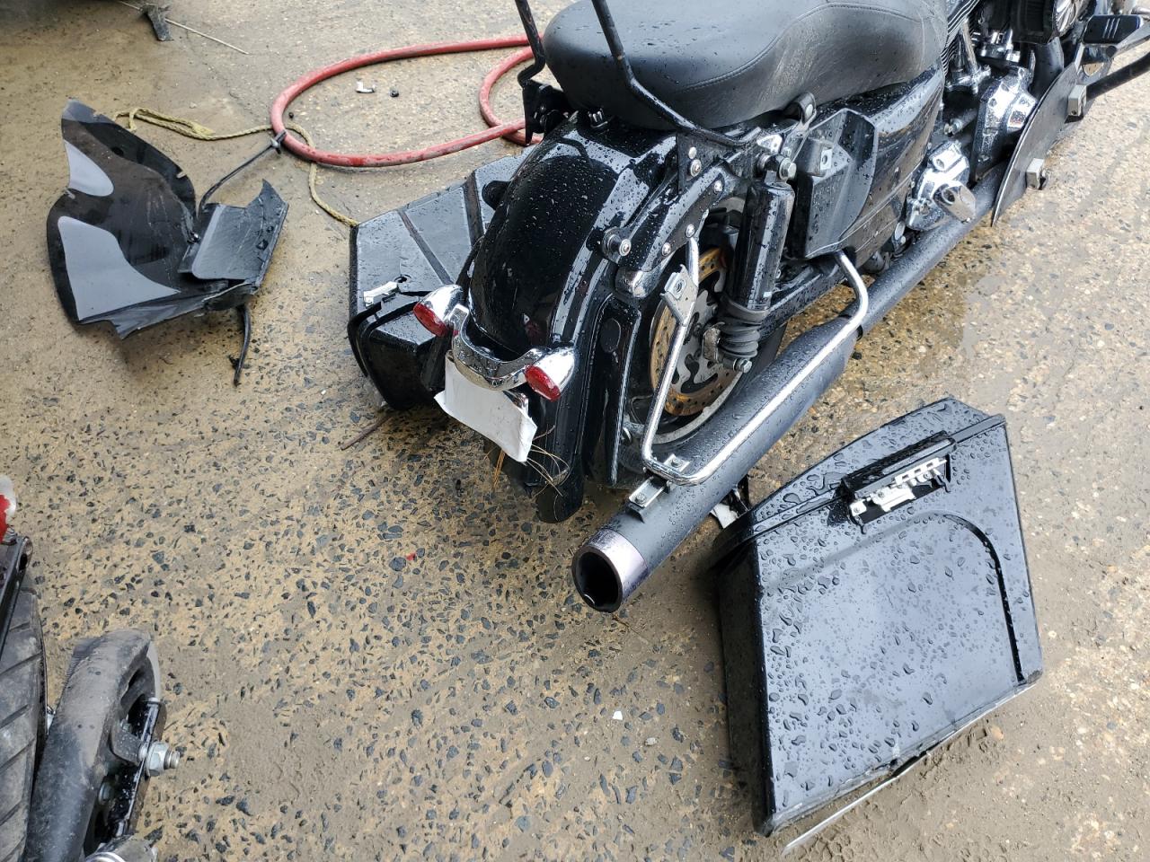 2010 Harley-Davidson Fltrx VIN: 1HD1KH41XAB668067 Lot: 71725174