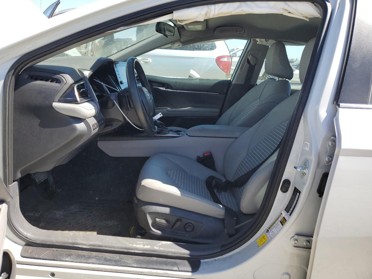 2022 Toyota Camry - Image 7