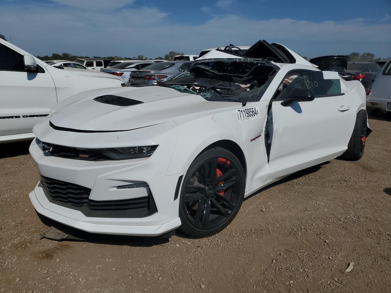 2022 Chevrolet Camaro - Image 1