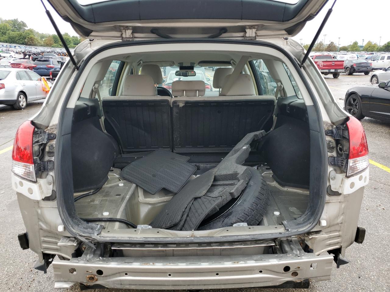 2014 Subaru Outback 2.5I VIN: 4S4BRCAC5E3268004 Lot: 71473714