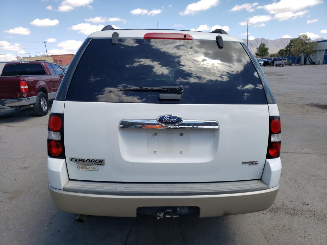 2007 Ford Explorer Eddie Bauer VIN: 1FMEU64E37UB61301 Lot: 70039504