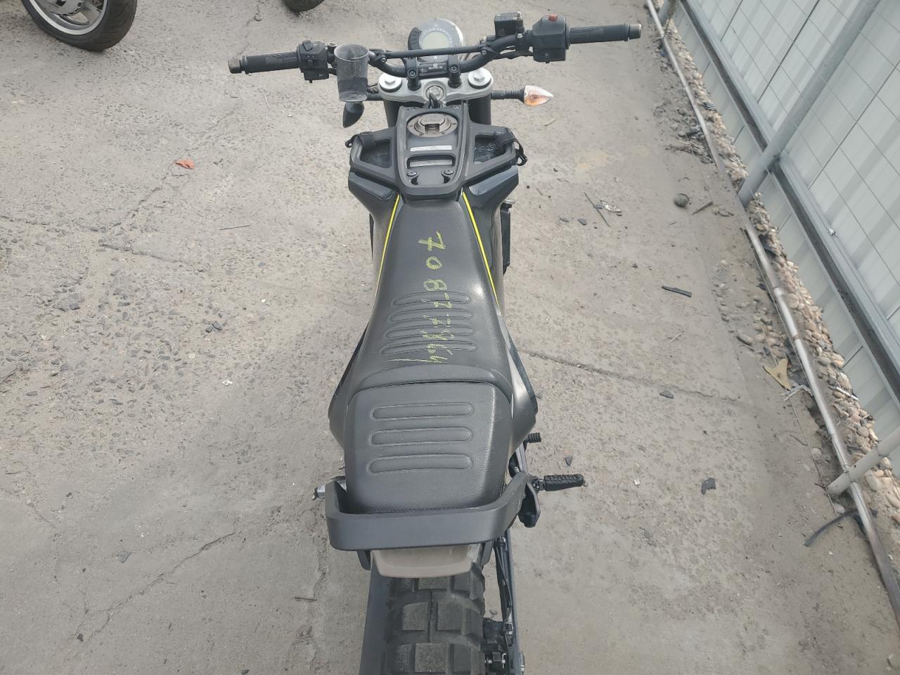 2018 Husqvarna Svartpilen 401 VIN: VBKUNJ403JM235343 Lot: 70877864