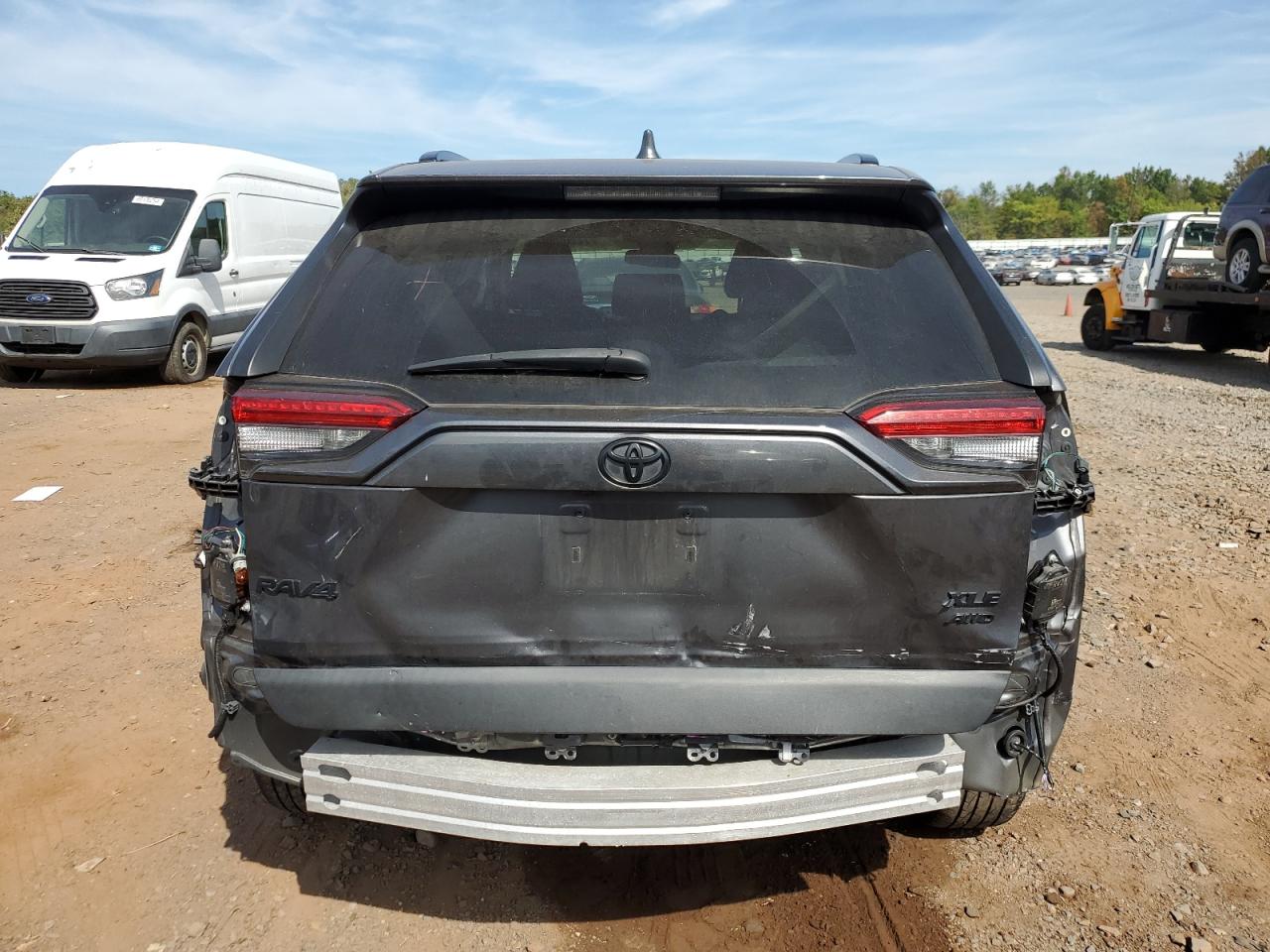 2020 Toyota Rav4 Xle VIN: 2T3P1RFV8LW102388 Lot: 72209804