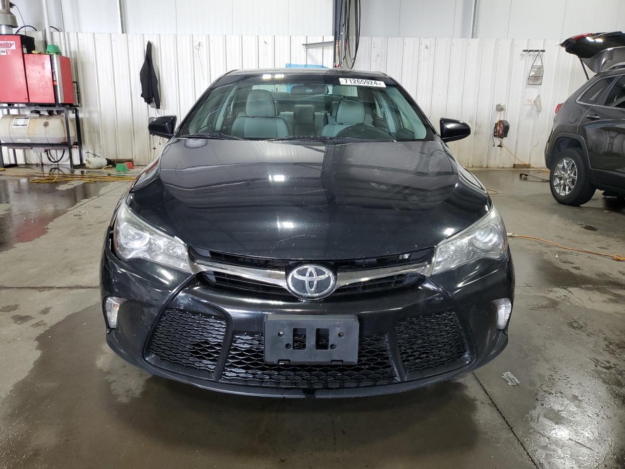 2017 Toyota Camry - Image 5