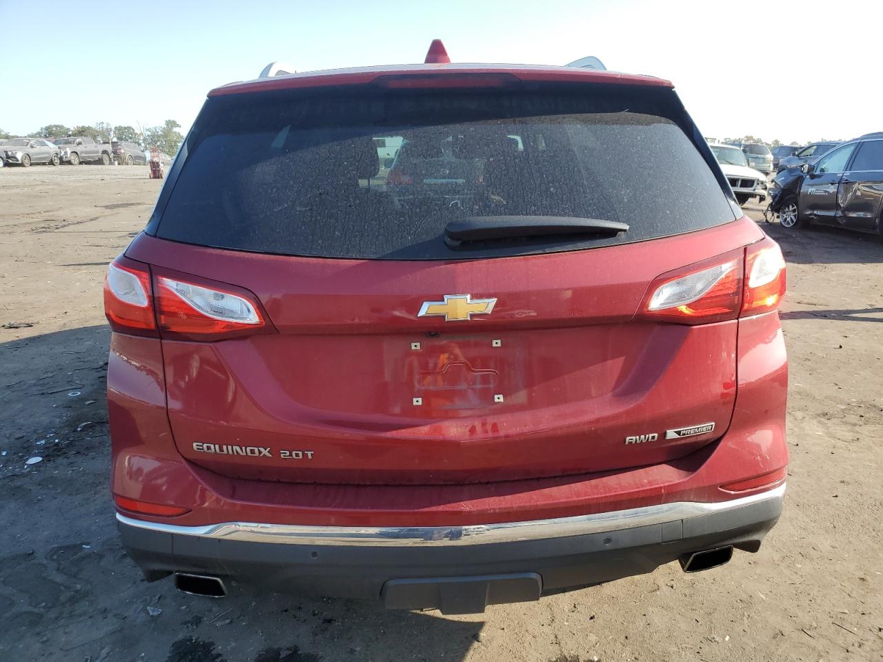 2GNAXWEX6J6317693 2018 Chevrolet Equinox Premier