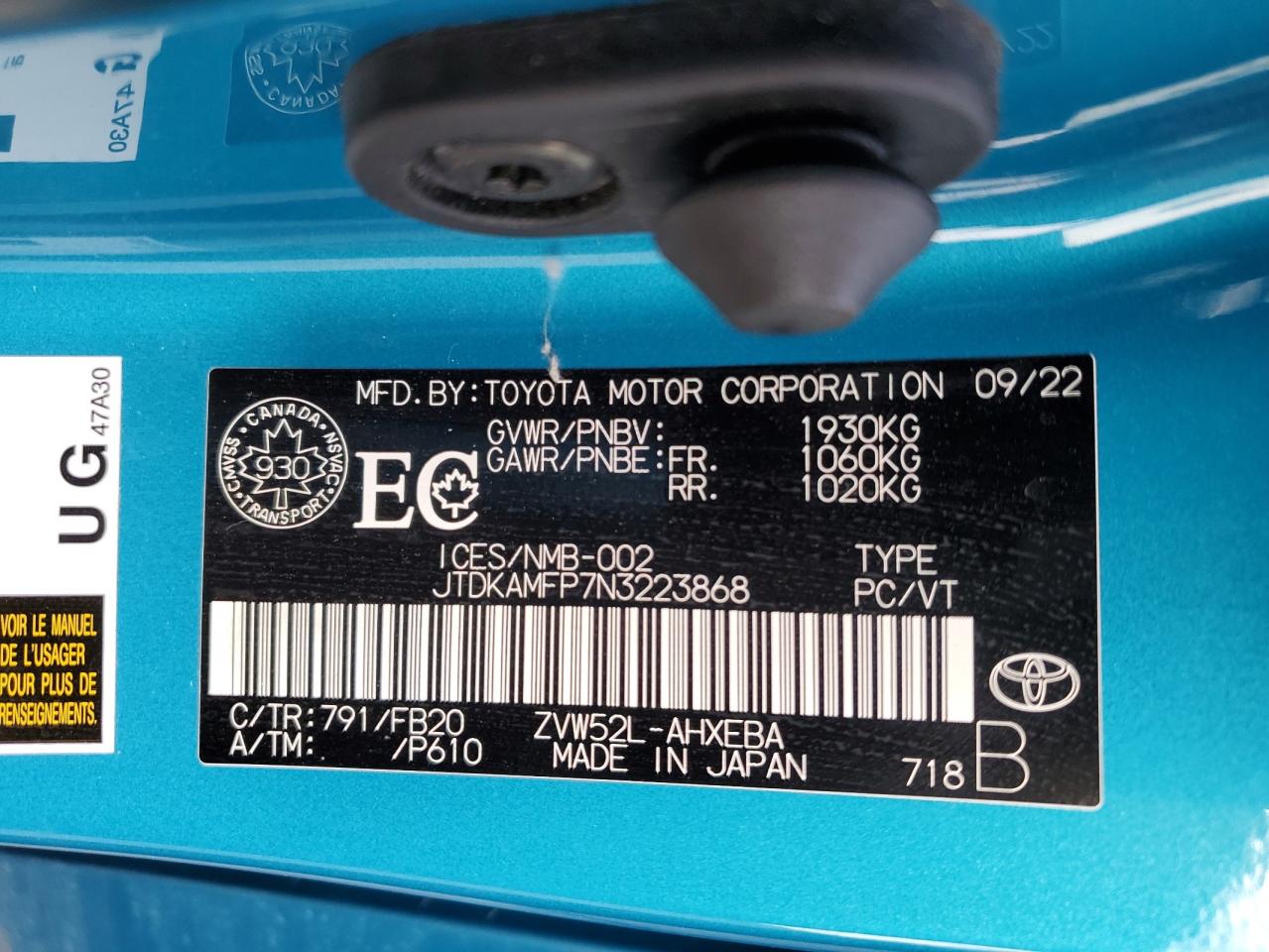 2022 Toyota Prius - Image 12
