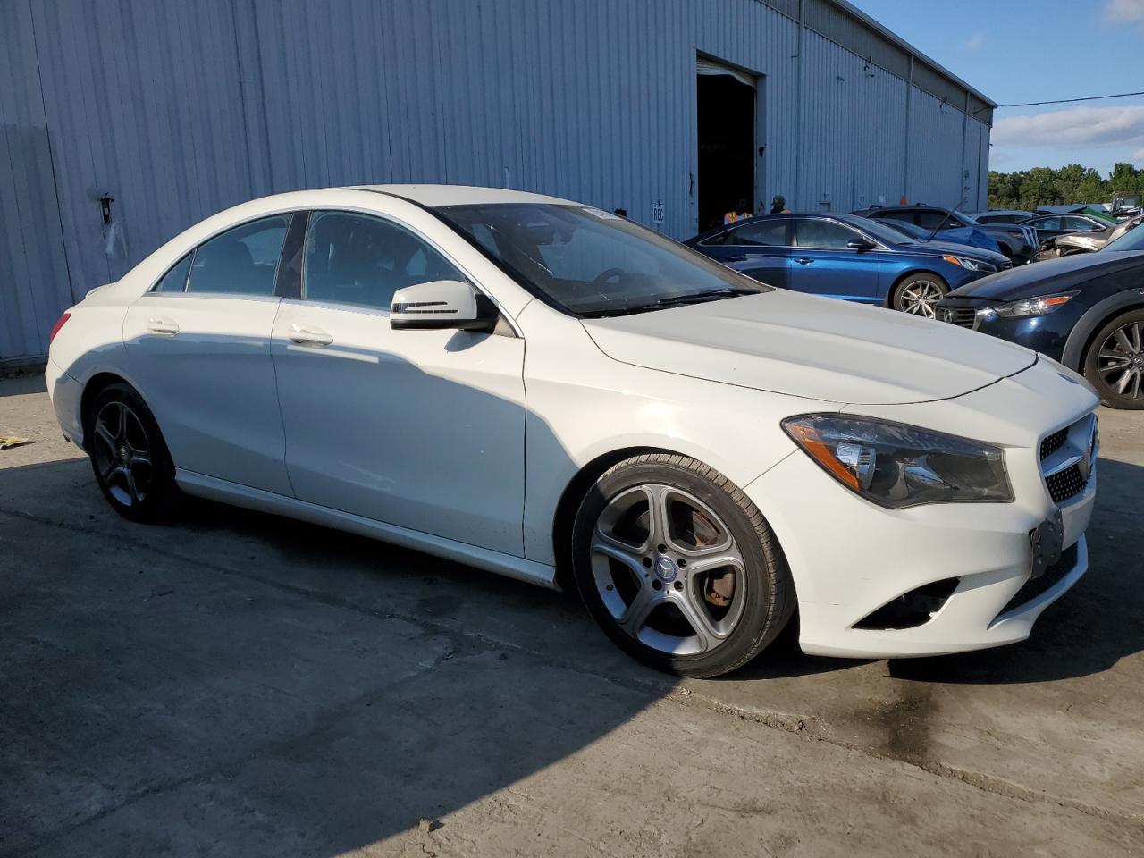 VIN WDDSJ4GB3EN102185 2014 MERCEDES-BENZ CLA-CLASS no.4