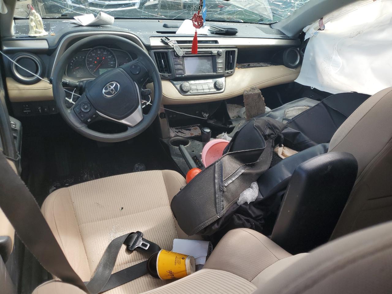 2015 Toyota RAV 4 - Image 8