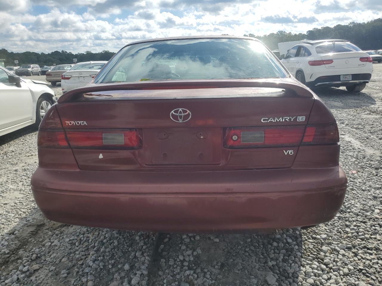 1999 Toyota Camry Le VIN: 4T1BF28K4XU089000 Lot: 72688674