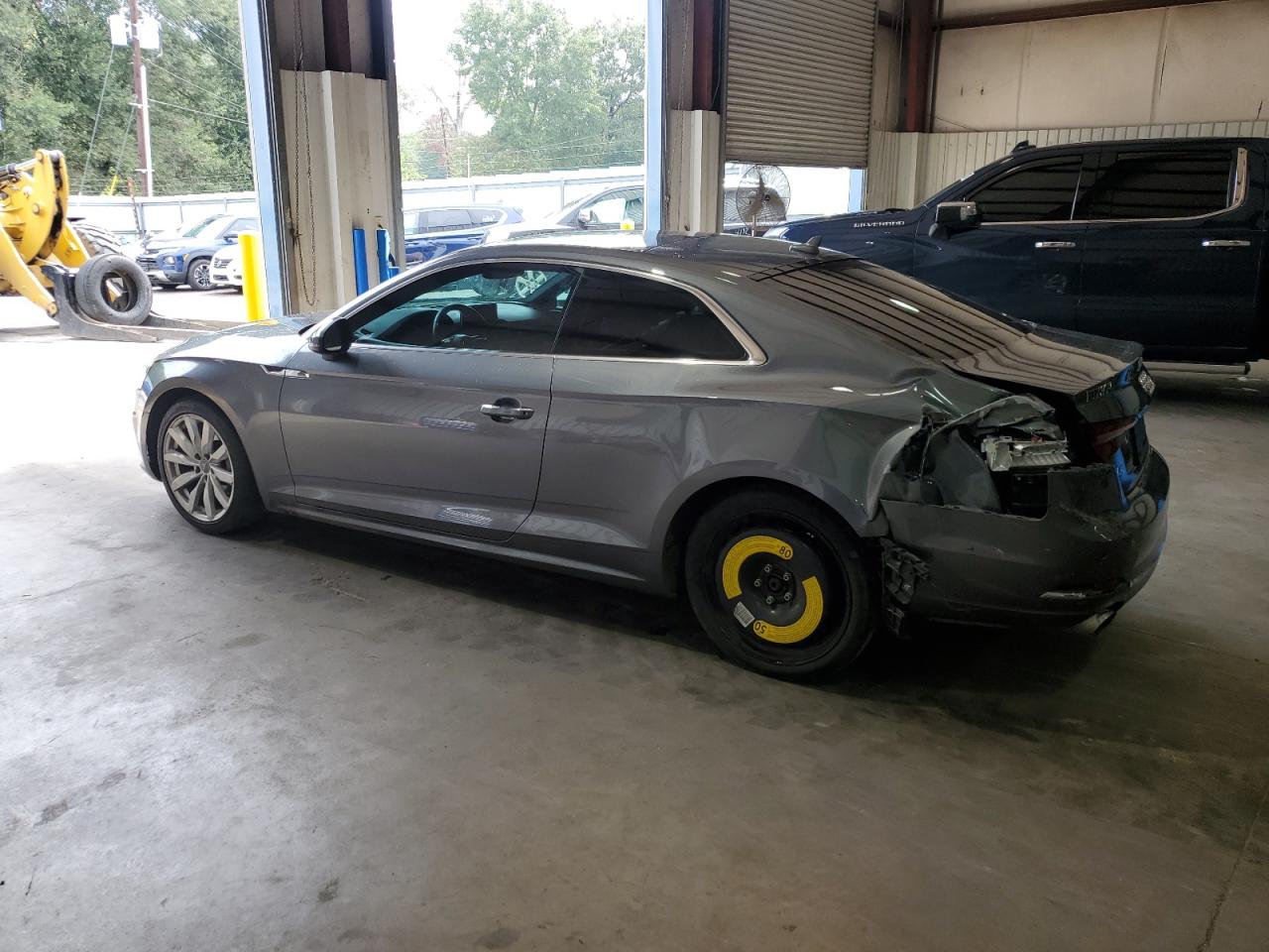 WAUPNAF54JA095194 2018 AUDI A5 - Image 2