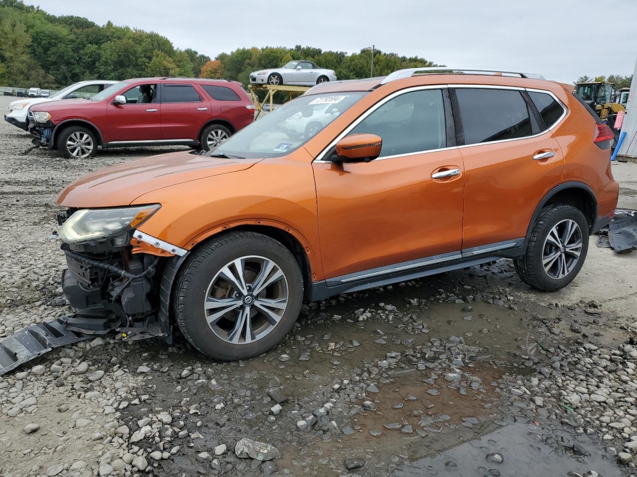 5N1AT2MV8HC731732 2017 NISSAN ROGUE - Image 1