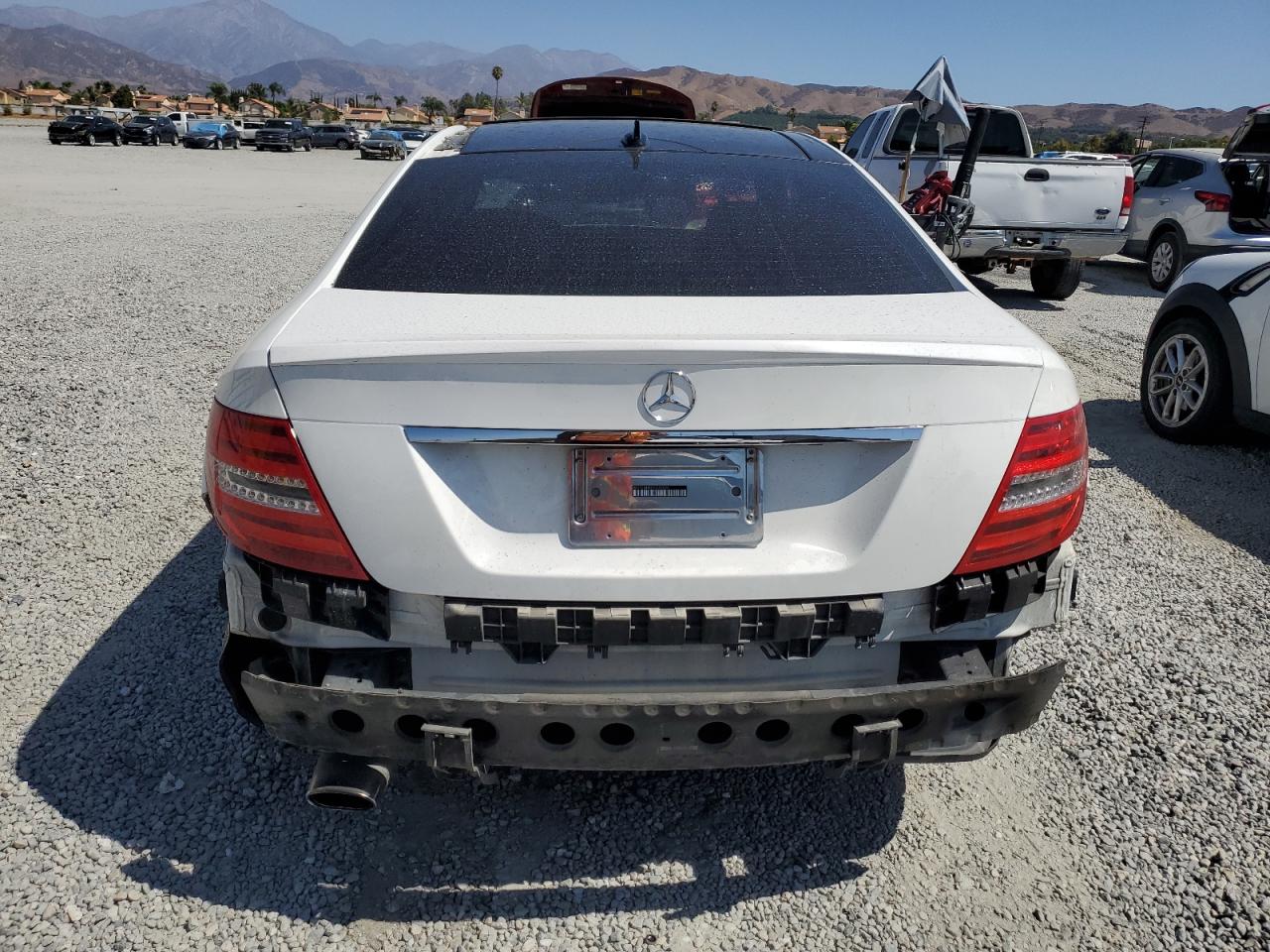 2015 Mercedes-Benz C 250 VIN: WDDGJ4HB4FG396898 Lot: 71685254