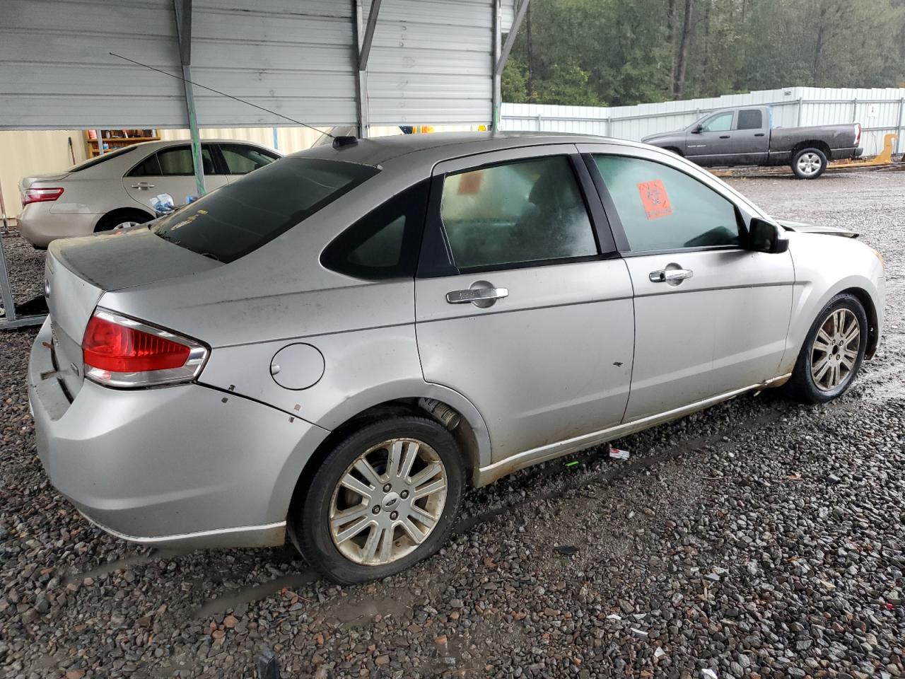2010 Ford Focus - Image 3