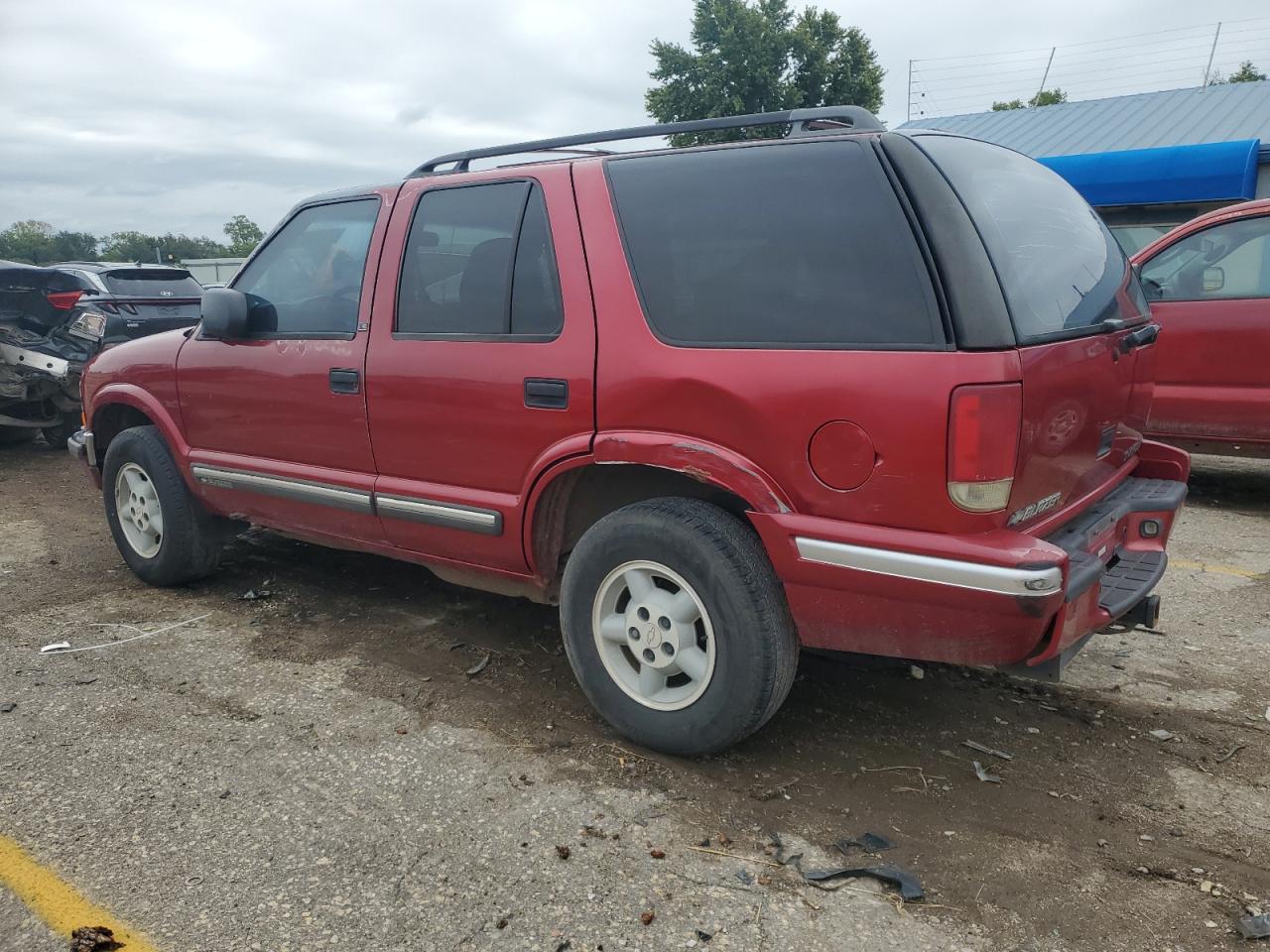 2000 Chevrolet Blazer VIN: 1GNDT13W3Y2133969 Lot: 72696734