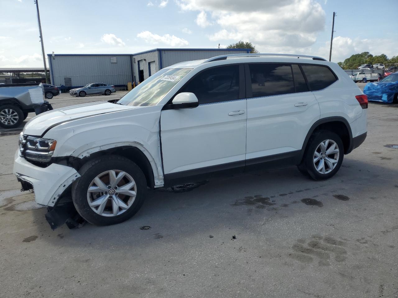 1V2CR2CA6JC565502 2018 VOLKSWAGEN ATLAS - Image 1