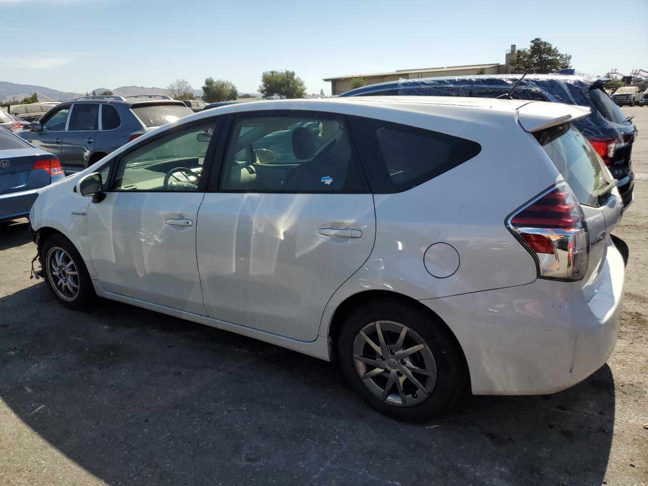 VIN JTDZN3EU4GJ045937 2016 TOYOTA PRIUS no.2