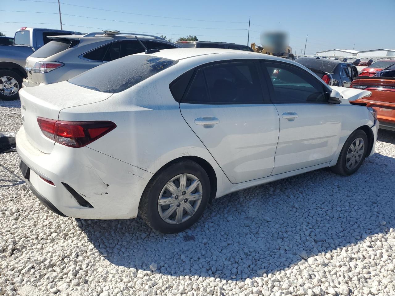 VIN 3KPA24AD9PE578381 2023 KIA RIO no.3