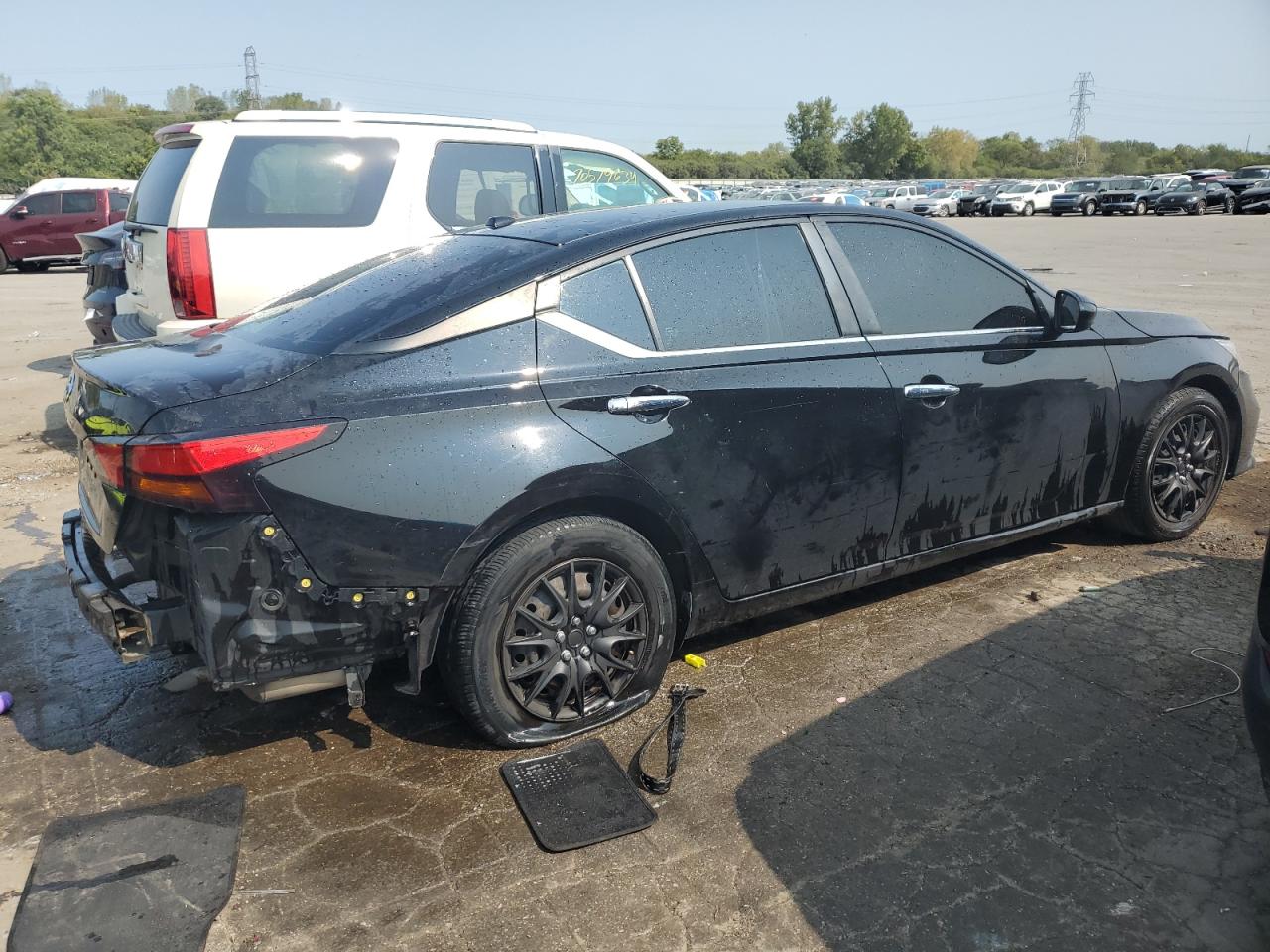 2019 Nissan Altima - Image 3