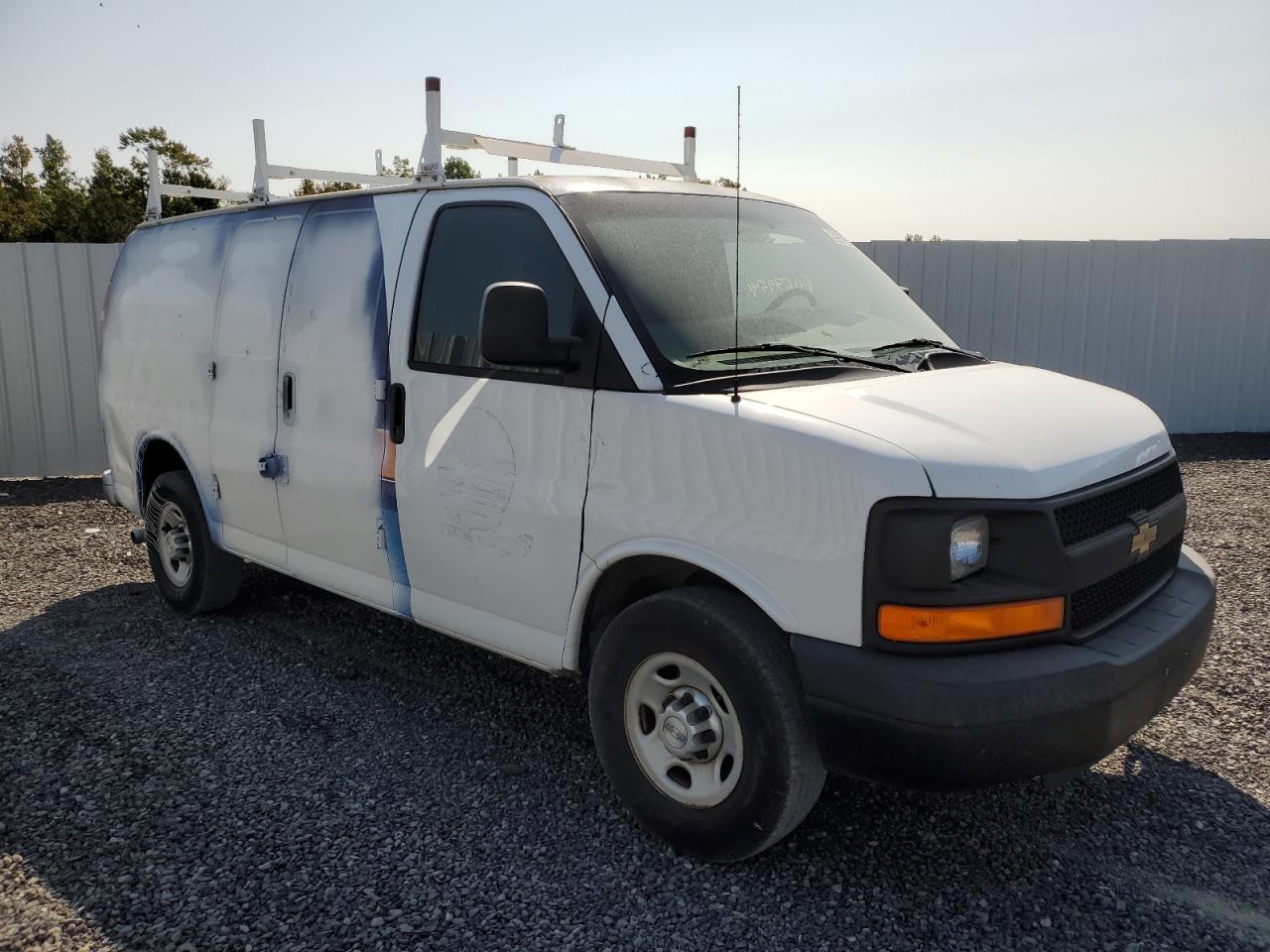 1GCWGFCF5F1283121 2015 Chevrolet Express G2500