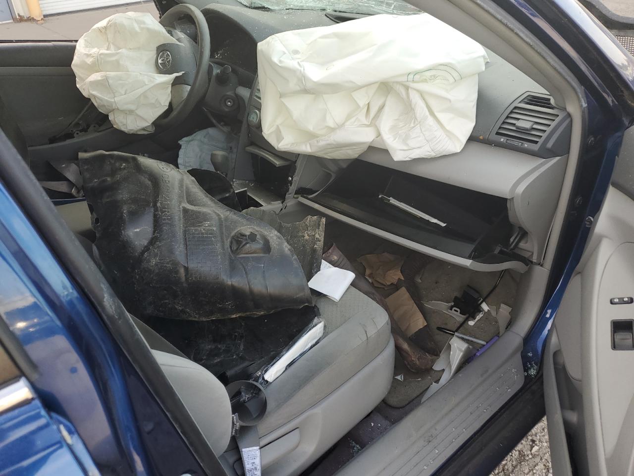 2007 Toyota Camry - Image 8
