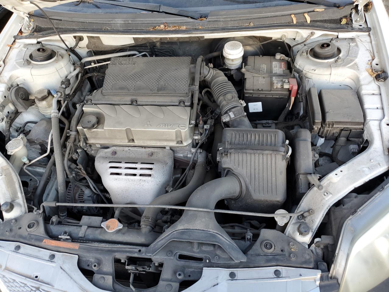2012 Mitsubishi Galant - Image 11