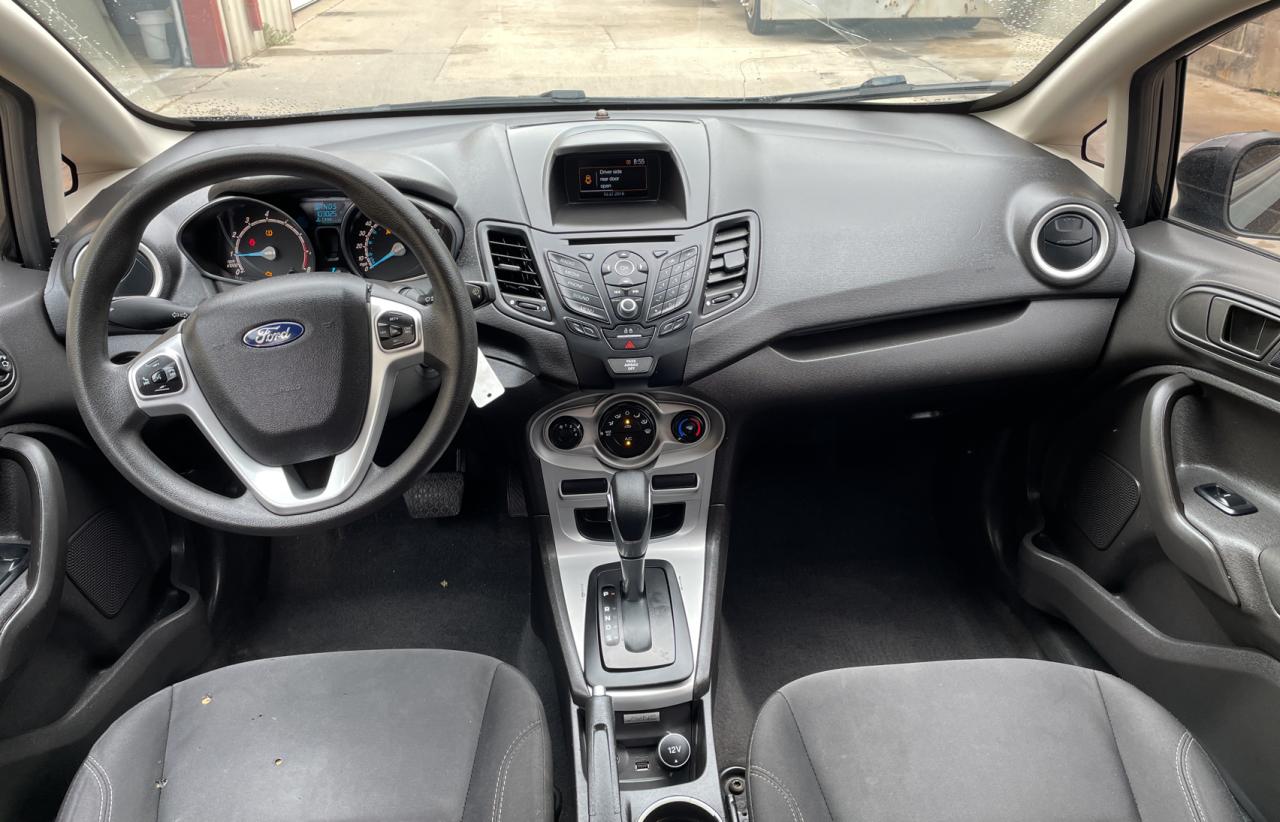 3FADP4EJ8KM112136 2019 Ford Fiesta Se