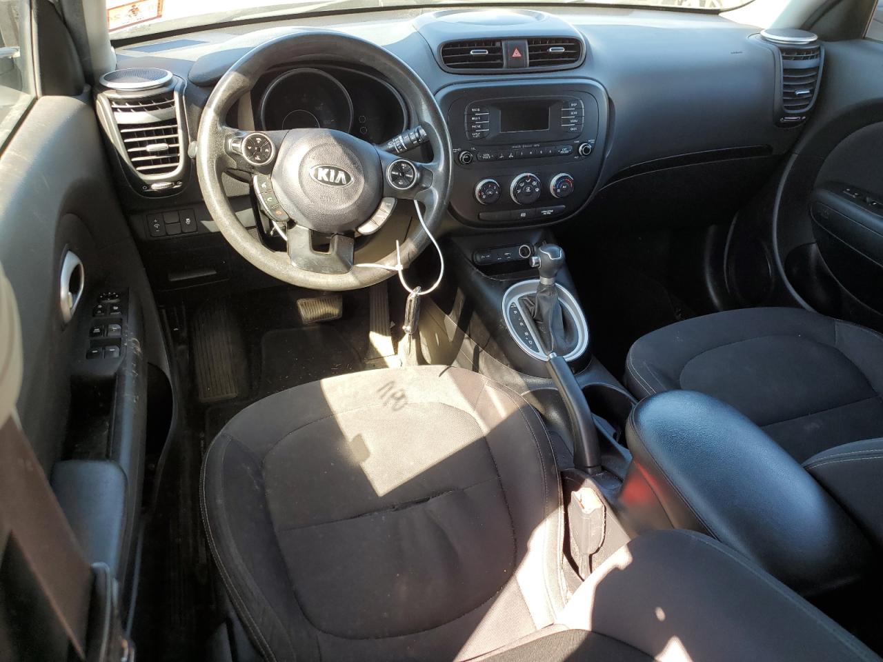 KNDJN2A23F7806464 2015 Kia Soul