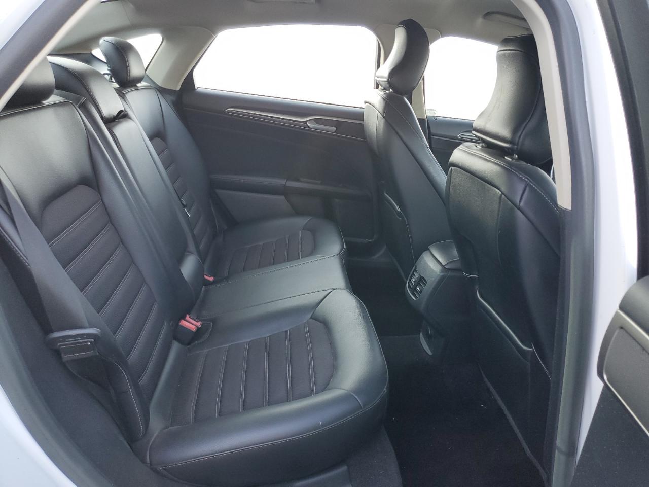 2017 Ford Fusion - Image 10