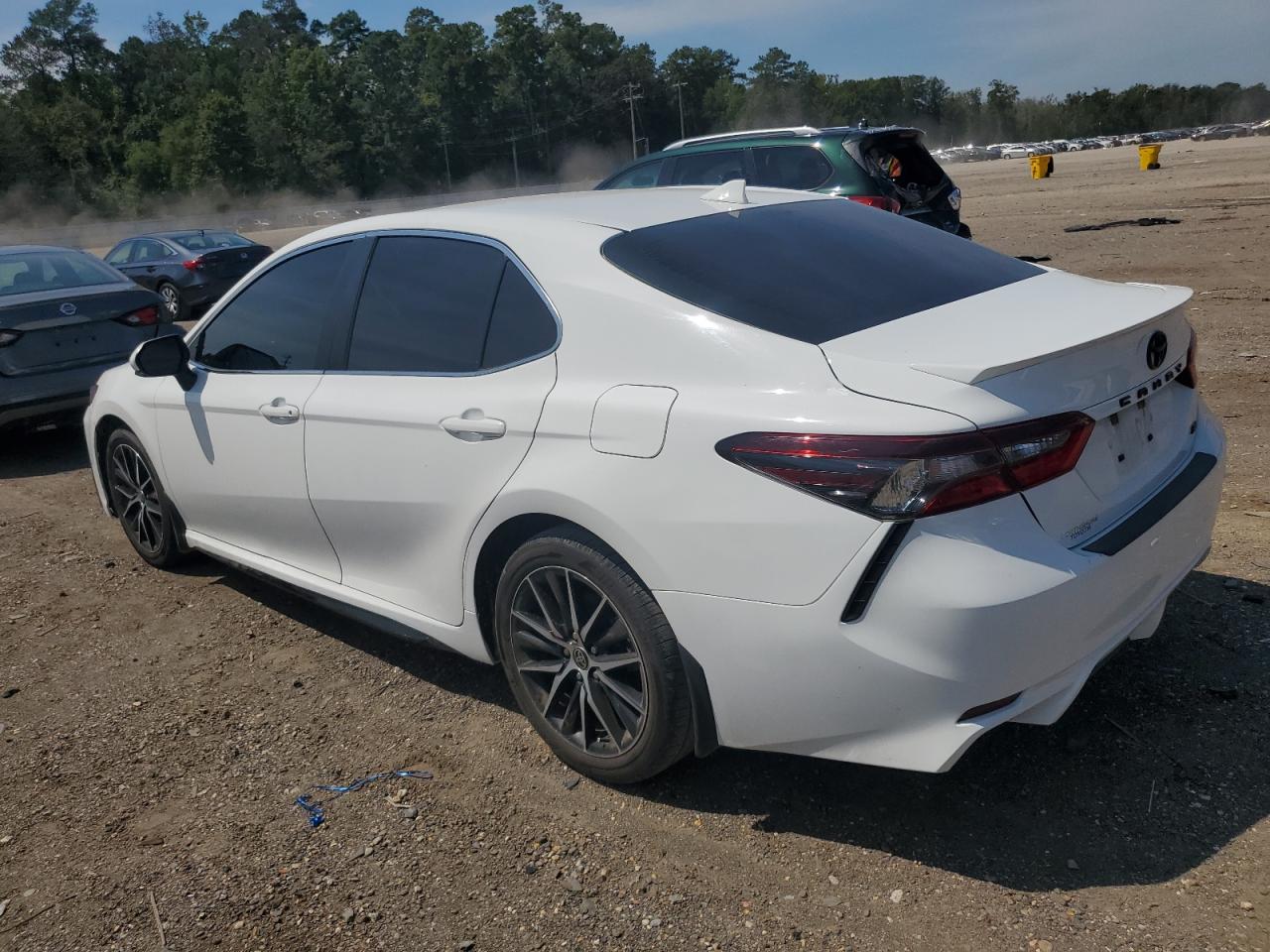 2022 Toyota Camry Se VIN: 4T1T11AKXNU623587 Lot: 70005394