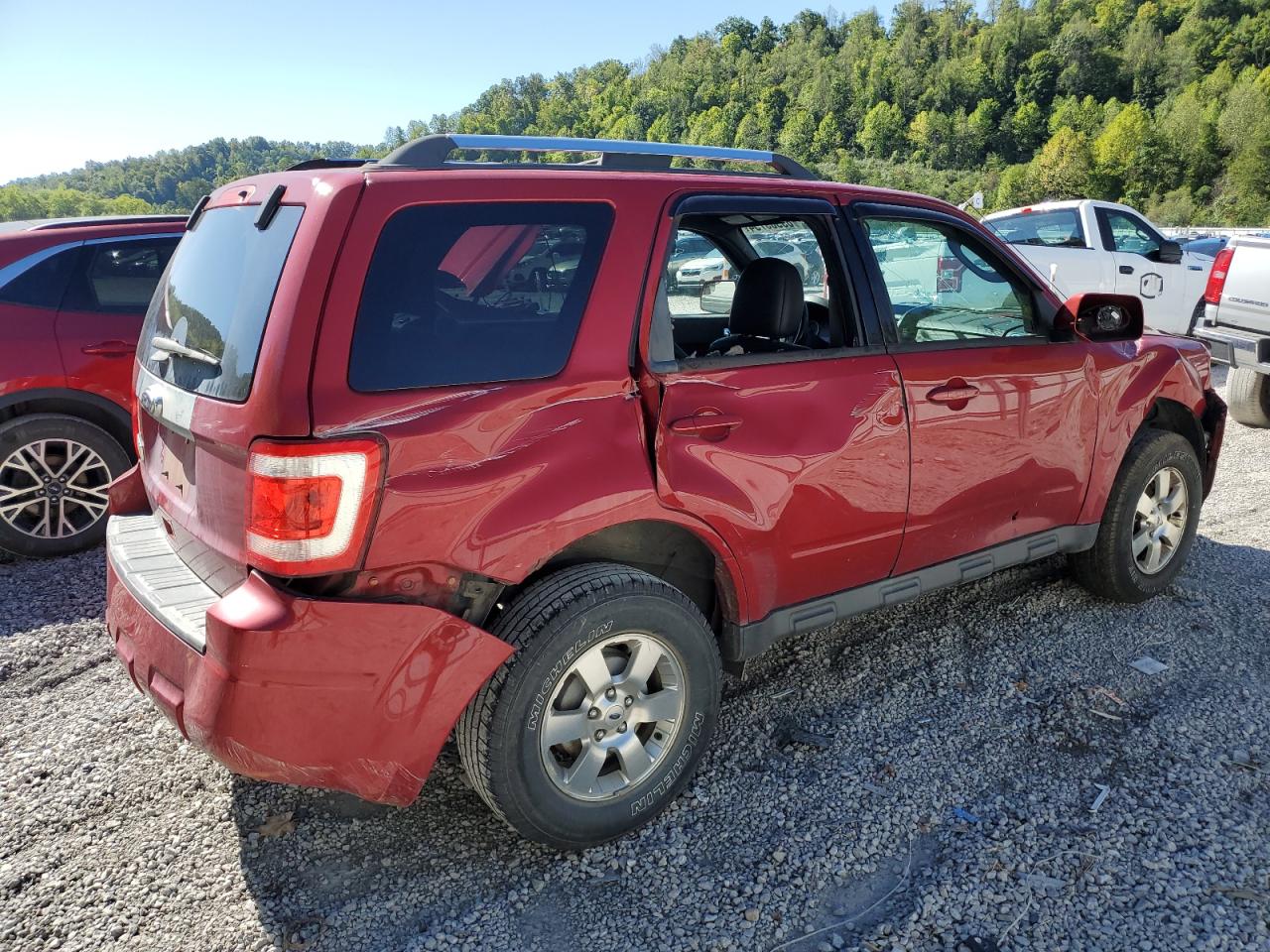 2011 Ford Escape - Image 3