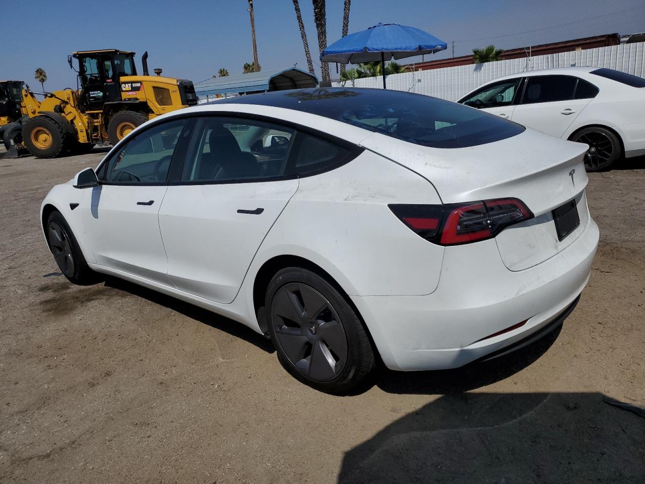 5YJ3E1EA4PF518193 2023 TESLA MODEL 3 - Image 2