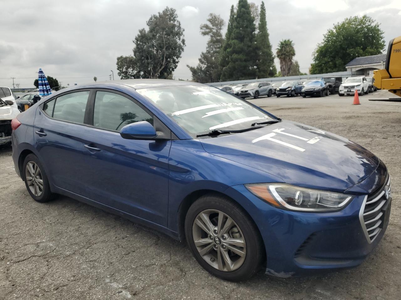 2018 Hyundai Elantra - Image 4