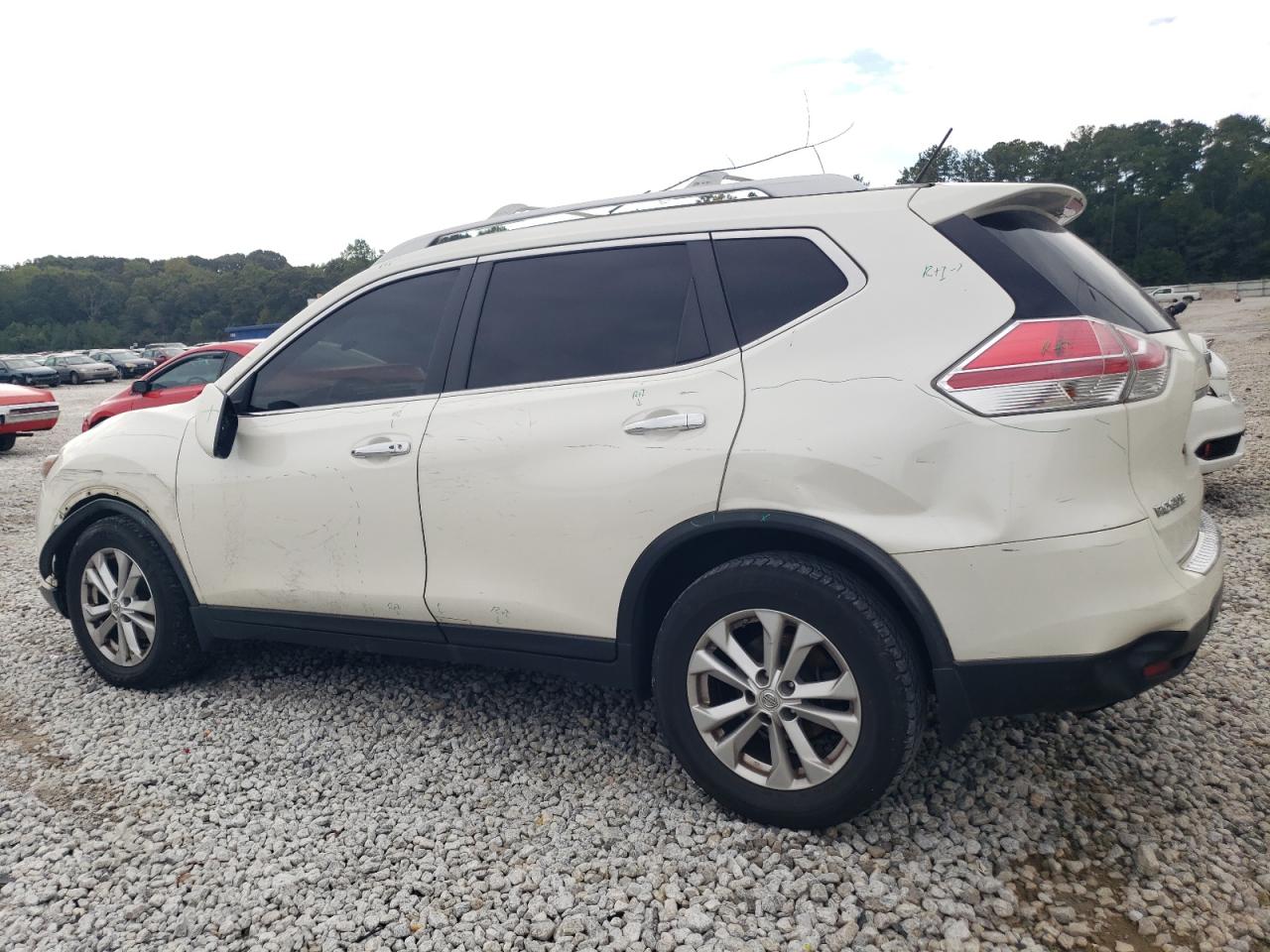 JN8AT2MTXGW020960 2016 NISSAN ROGUE - Image 2