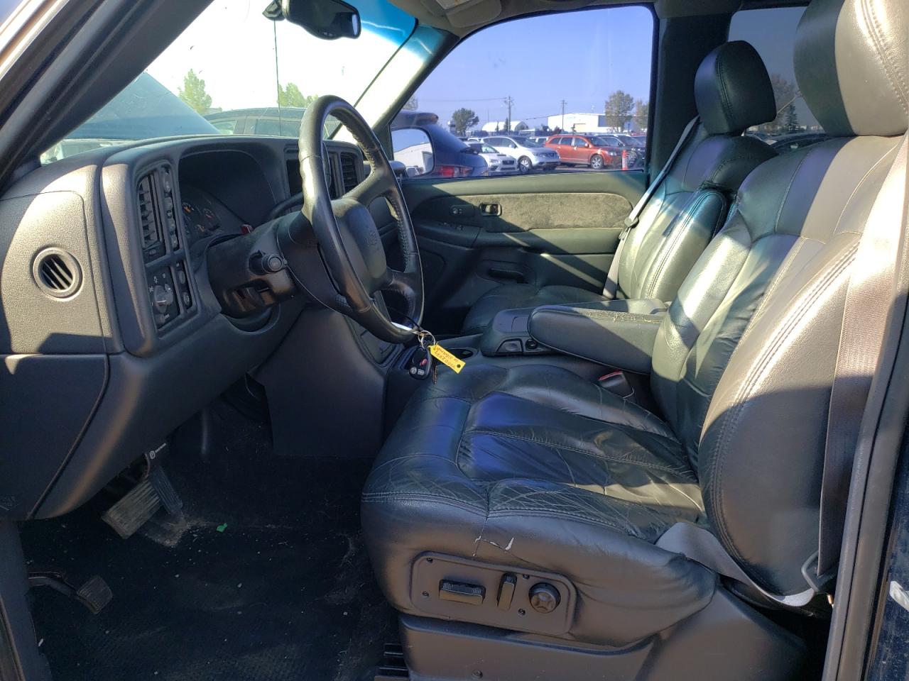 2000 Chevrolet Silverado K1500 VIN: 1GCEK19T5YZ236864 Lot: 70002774