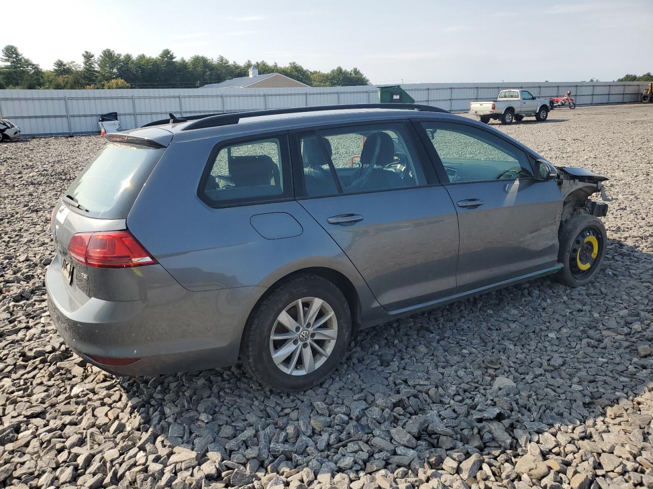 2015 Volkswagen Golf - Image 3