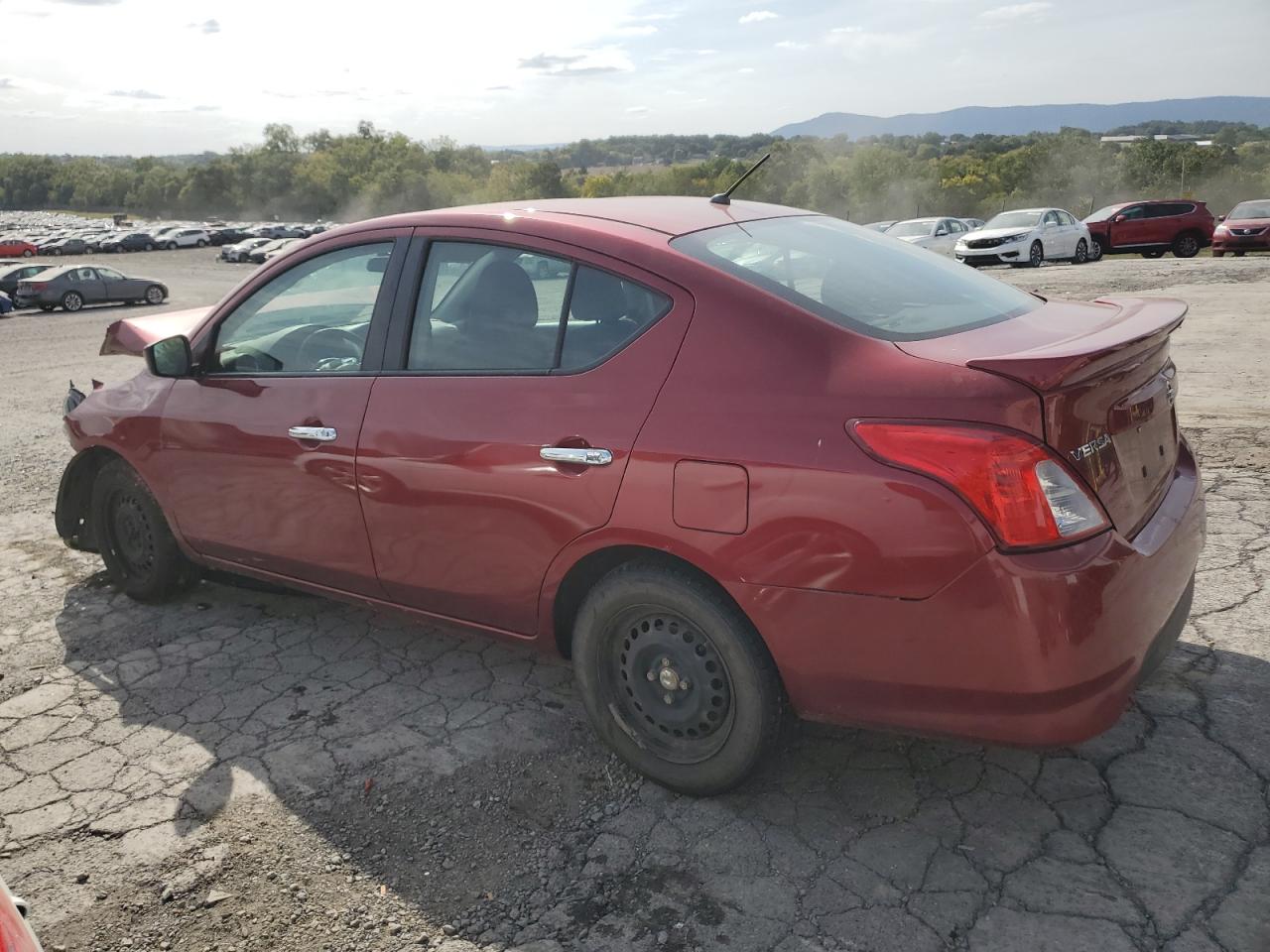2018 Nissan Versa - Image 2