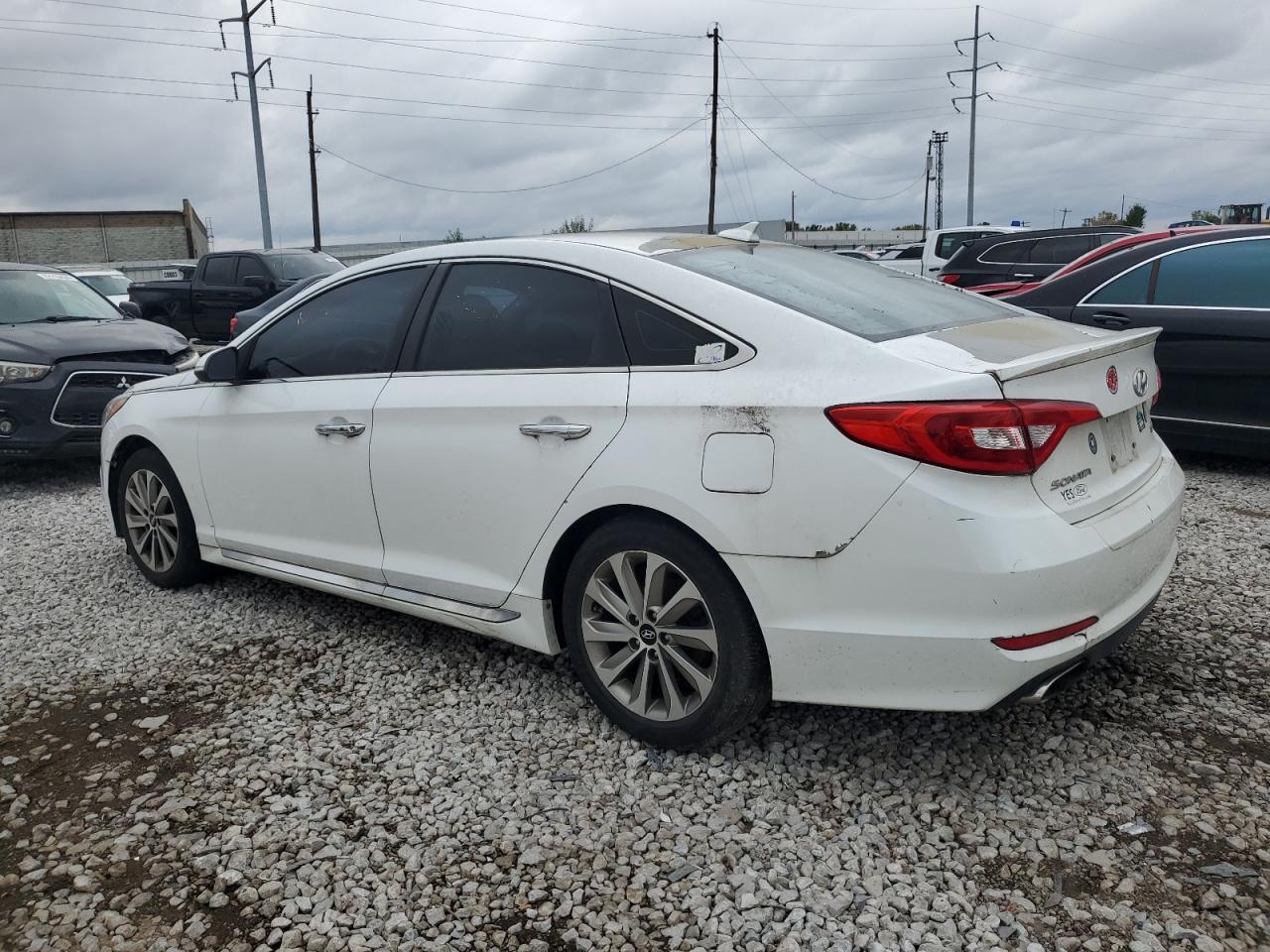 5NPE34AF1HH570028 2017 HYUNDAI SONATA - Image 2