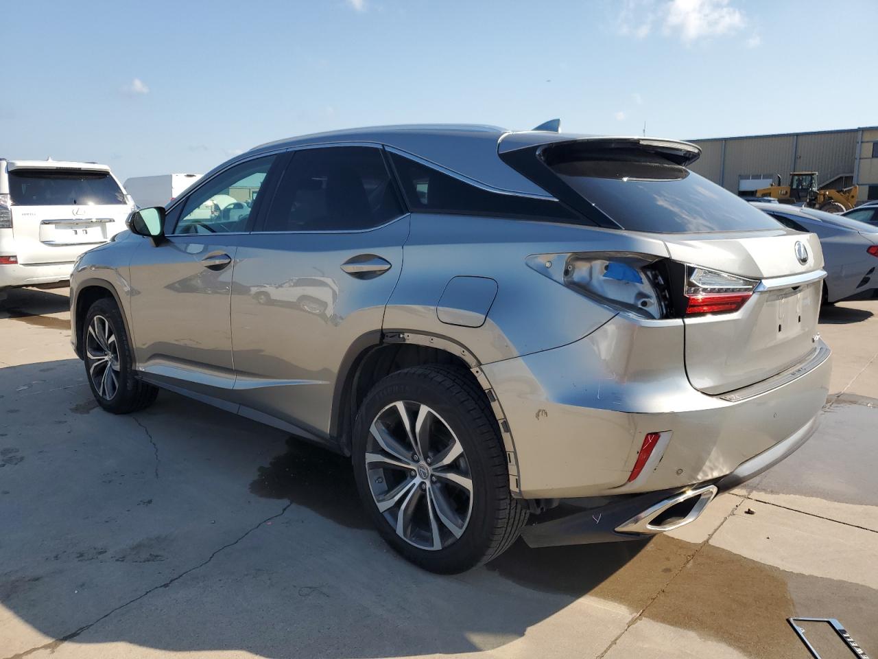 2T2ZZMCA3HC090606 2017 LEXUS RX - Image 2