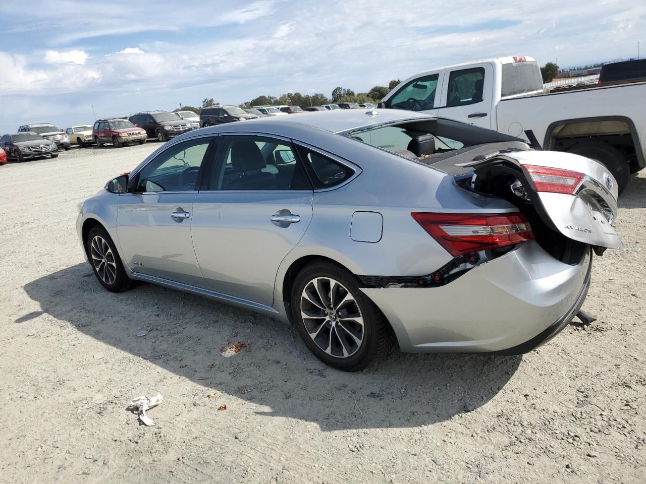 4T1BD1EB7GU050437 2016 TOYOTA AVALON - Image 2