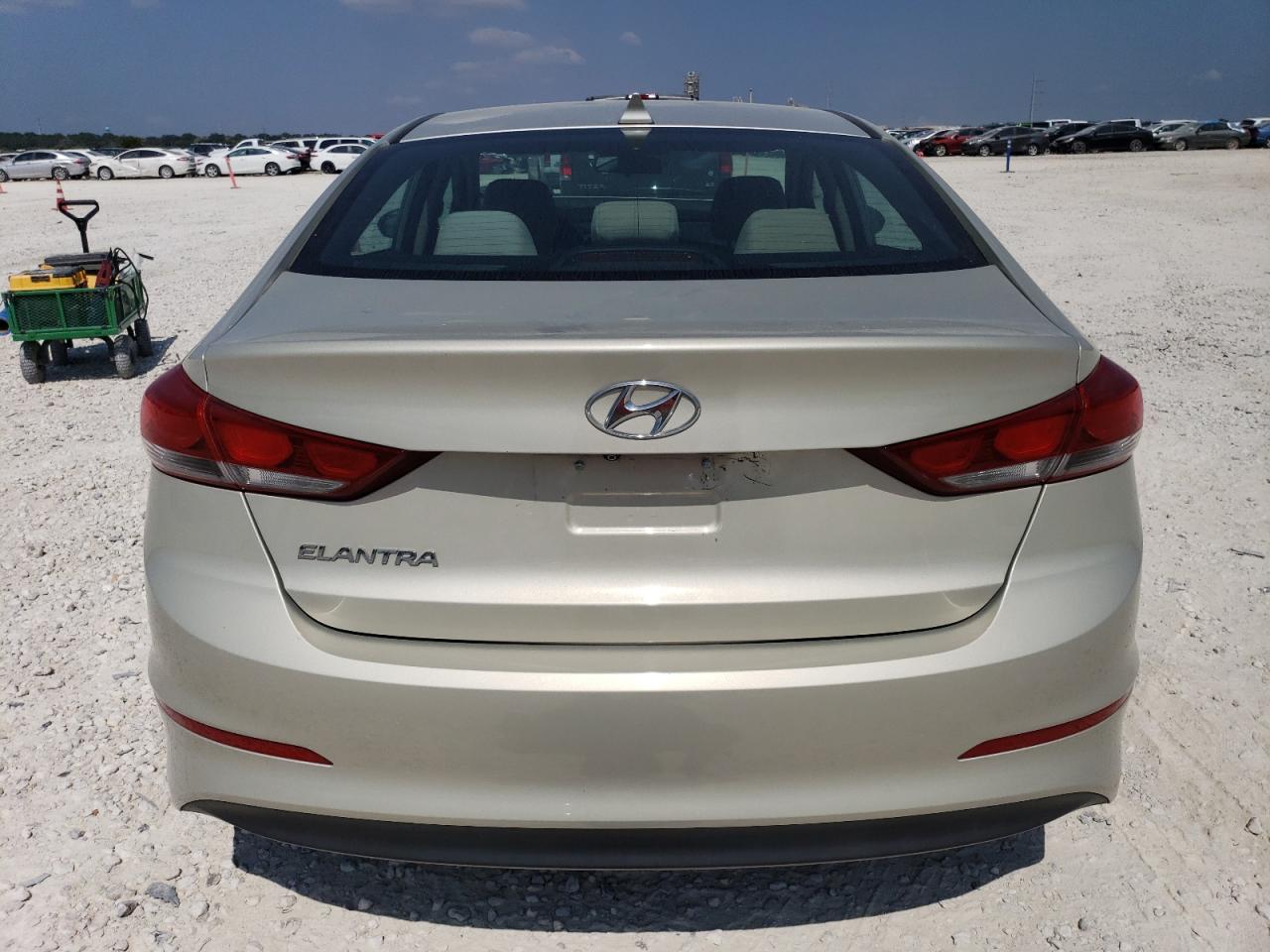 2017 Hyundai Elantra Se VIN: 5NPD84LF9HH198674 Lot: 71732514