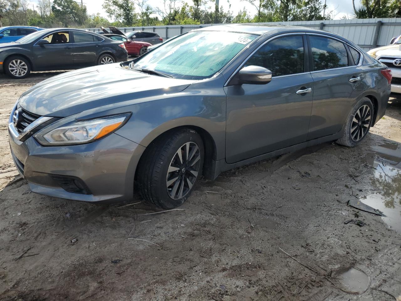 1N4AL3AP7JC137614 2018 NISSAN ALTIMA - Image 1