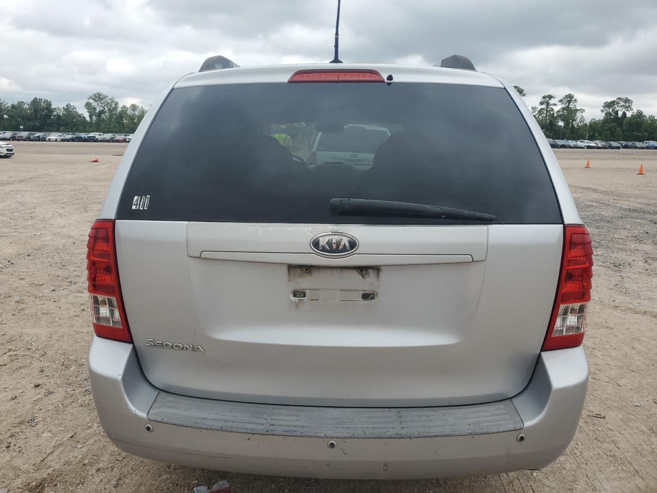 KNDMG4C71B6366658 2011 Kia Sedona Lx